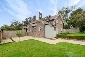 Photo 10- click for photo gallery